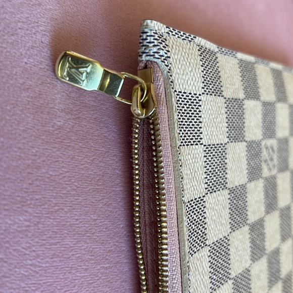 Louis Vuitton Damier Azur Neverfull MM pochette bag - Picture 5 of 9